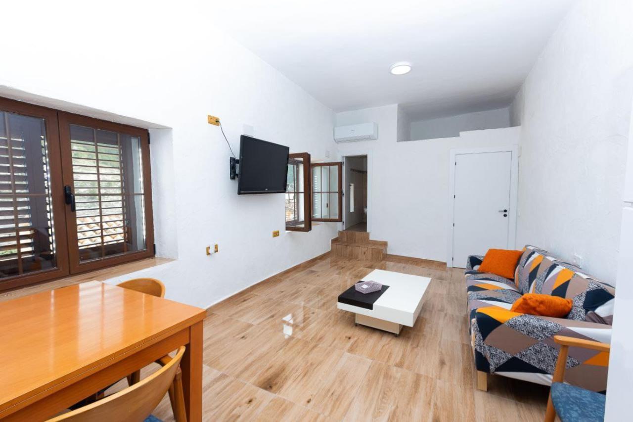 Casas Rurales Sagasta Alcala del Jucar Exterior photo